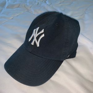 Navy blue Yankees hat